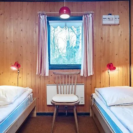 6 Person In Hals-by Traum Semesterbostad Hals