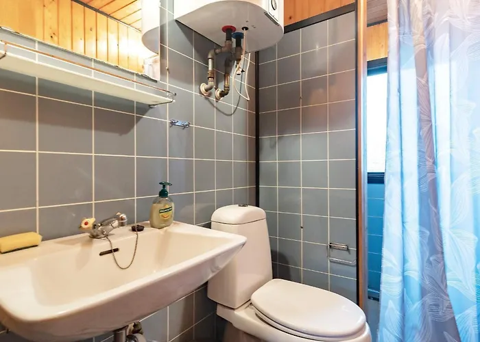 6 Person In Hals-by Traum Semesterbostad