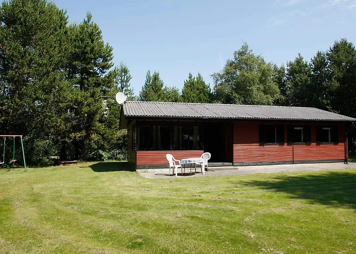 6 Person In Hals-by Traum Hals